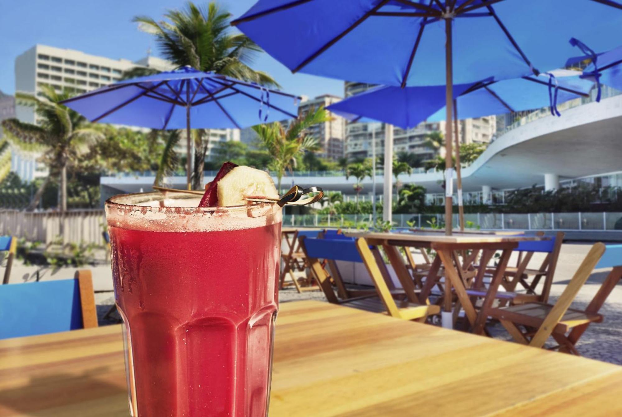 Hotel Nacional Rio De Janeiro - Oficial 外观 照片 A caipiroska de morango
