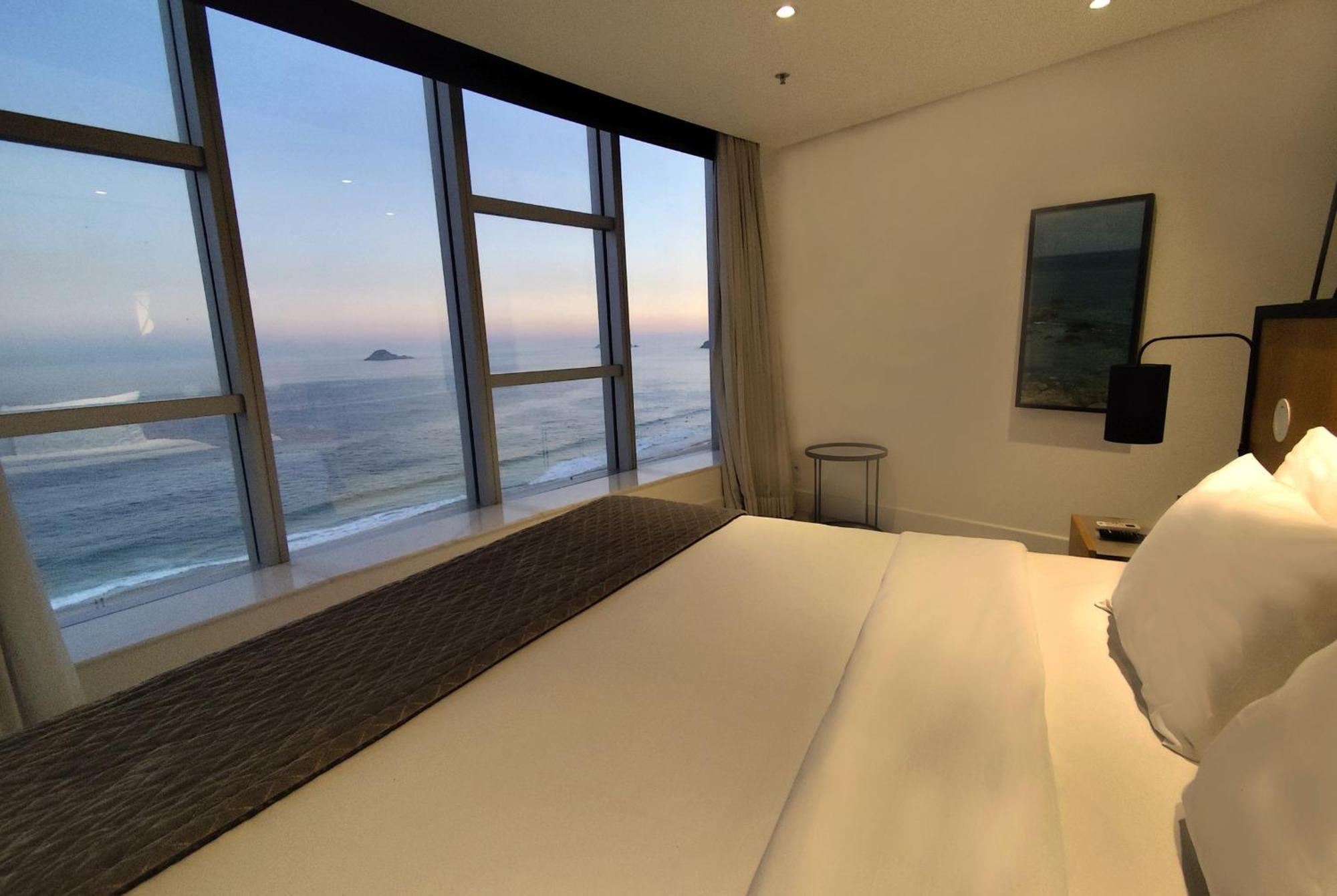 Hotel Nacional Rio De Janeiro - Oficial 外观 照片 A bedroom at the hotel